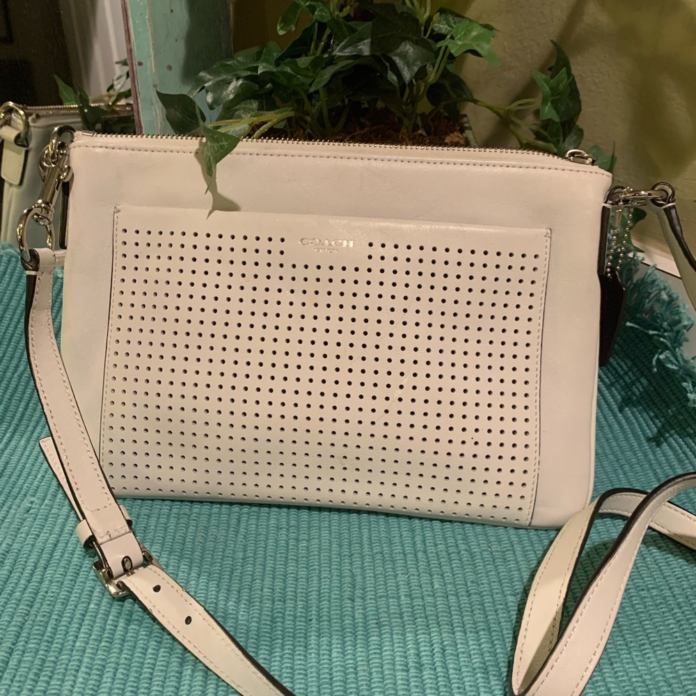 COACH CROSSBODY SHOULDER BAG - NFS